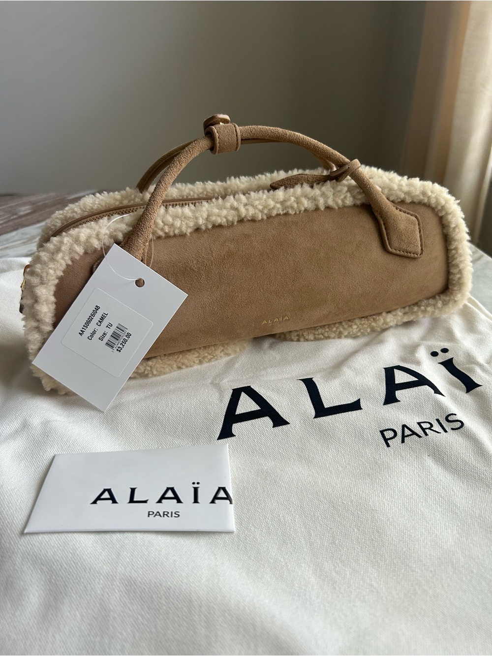 Alaia teckel Tan Shearling Suede clutch Bag - Picture 7 of 11